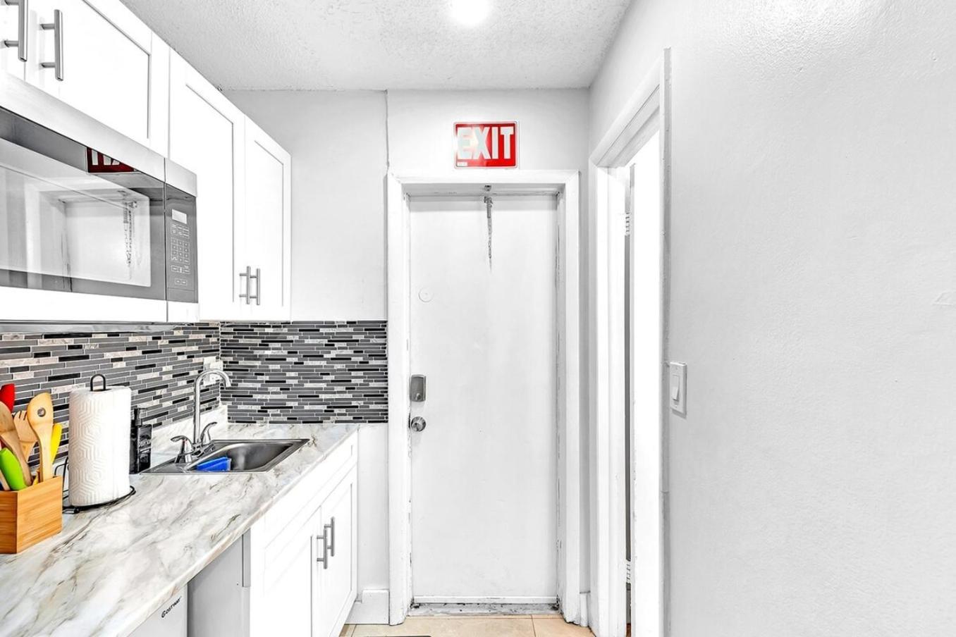 New 2 Bed Studio Close To Beach & Casino Ha04 好莱坞 外观 照片